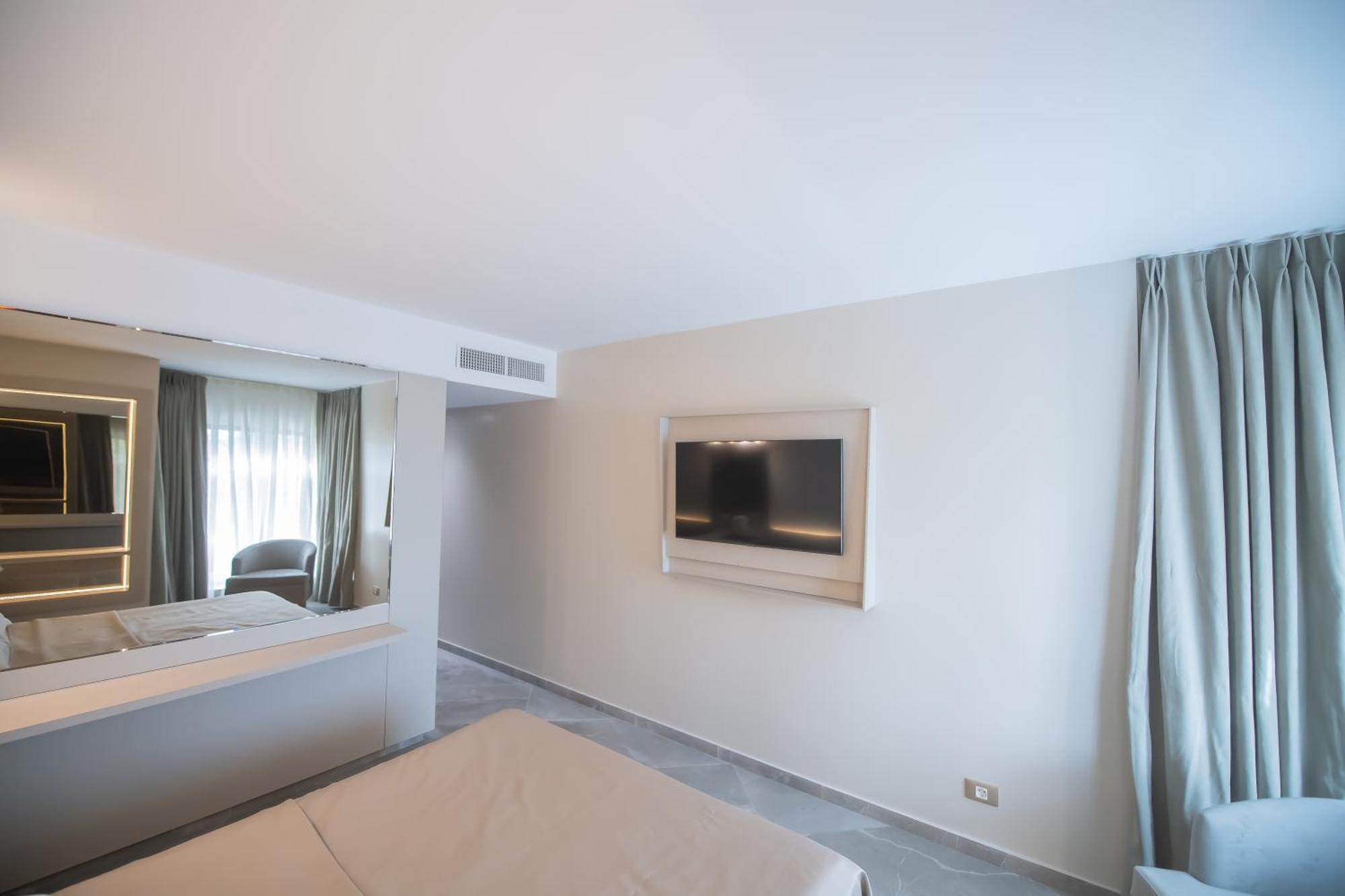 Hotel Atena*** Saturn Bagian luar foto